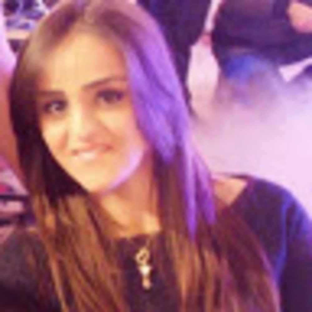 Meet your Posher, Nisrine